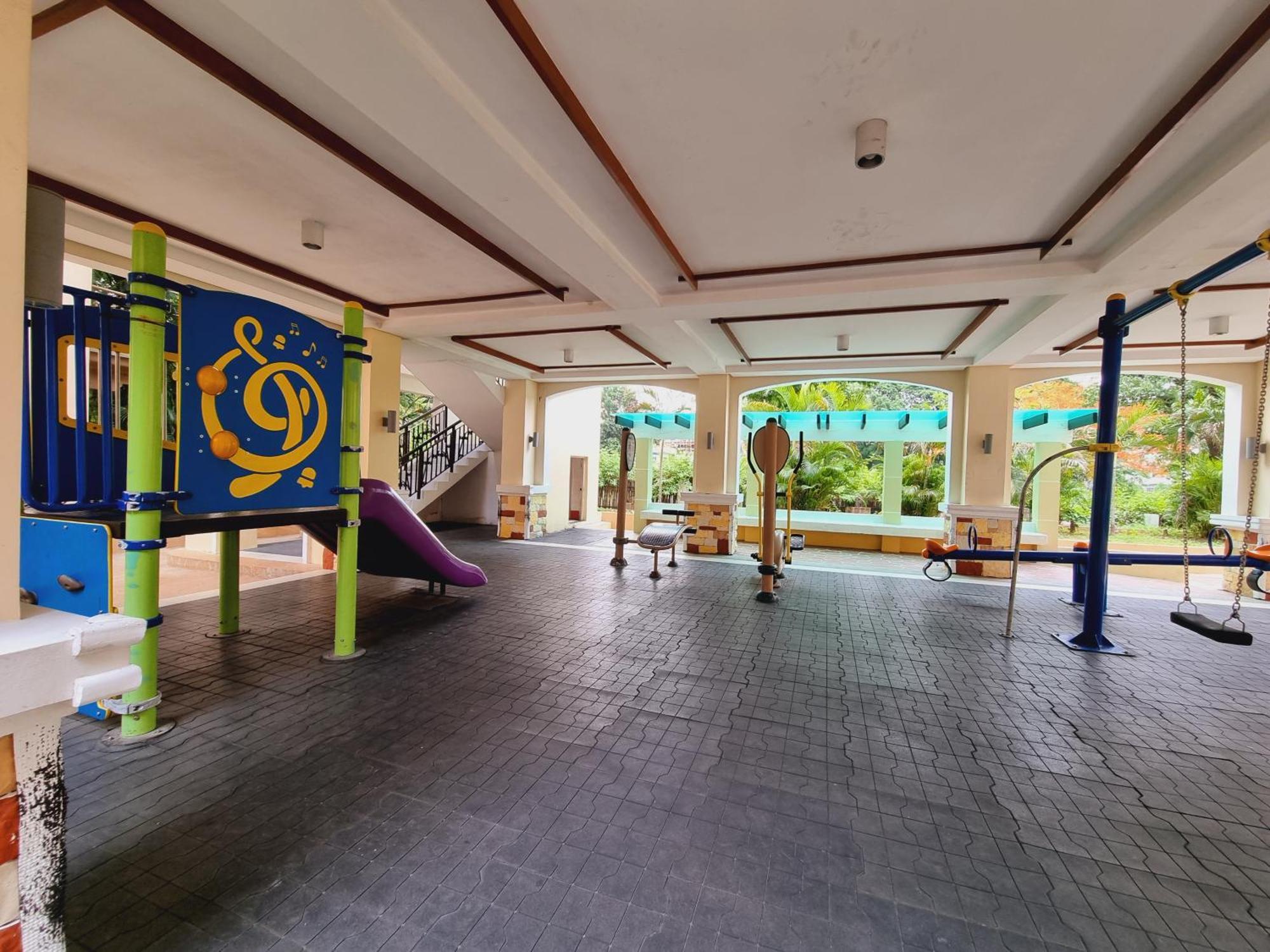 Legarse Staycation At Montecito Residential Resort マニラ市 エクステリア 写真